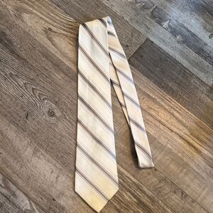 Apt. 9 Cream and Tan Striped Tie